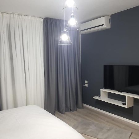 Modern Apartment Korca 2 외부 사진